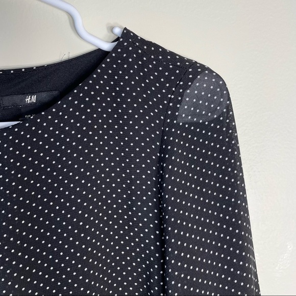 H&M black and white polka dot short sleeved midi length summer dress flowy - Picture 3 of 6